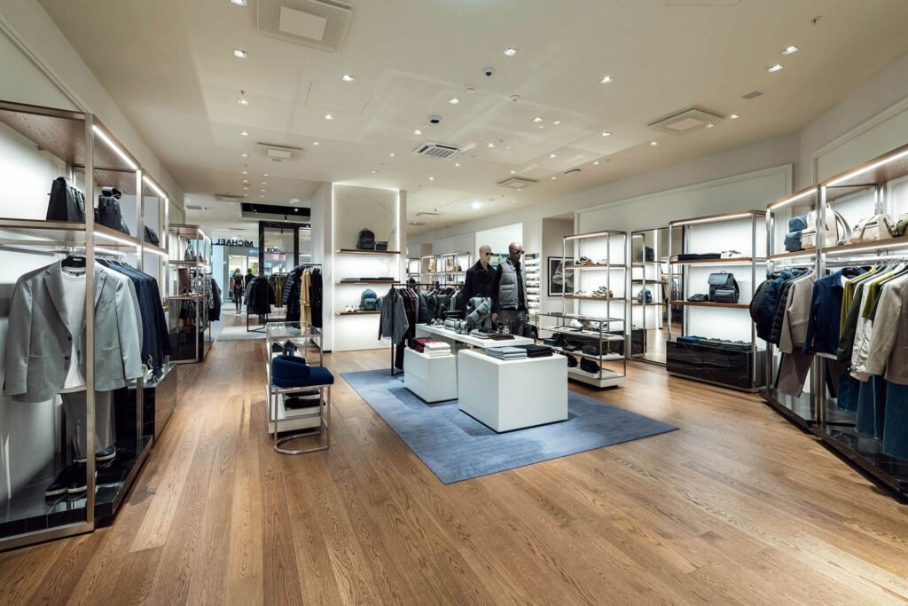Profesionalus vinilinių grindų įrengimas prekybos centre Vilniuje